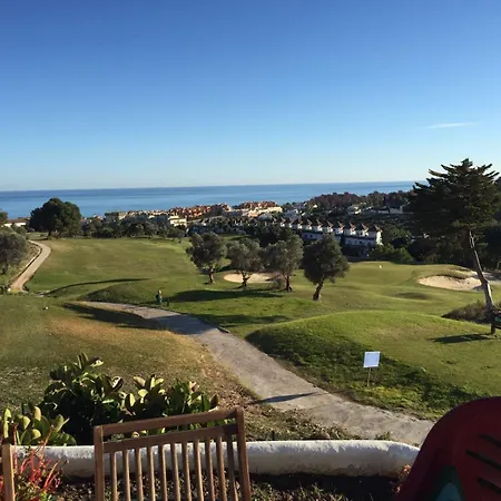Monte Duquesa Plaza Palmeras Close To Port And