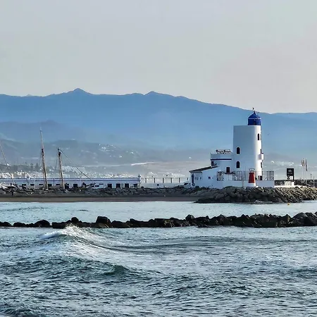 Monte Duquesa Plaza Palmeras Close To Port And *