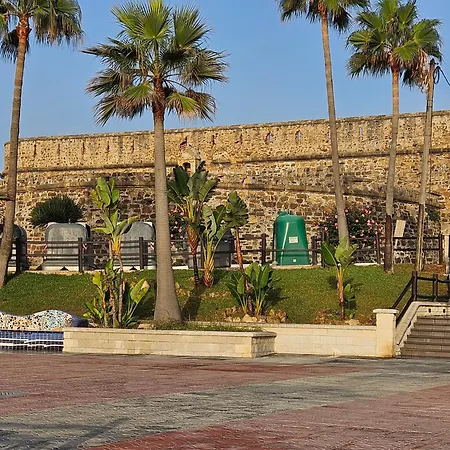 Monte Duquesa Plaza Palmeras Close To Port And Apartment Manilva